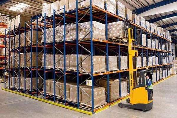 Cách chọn kệ kho hàng theo tải trọng và kích thước