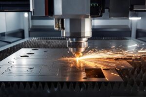 Gia công cắt laser kim loại theo yêu cầu bằng máy laser fiber